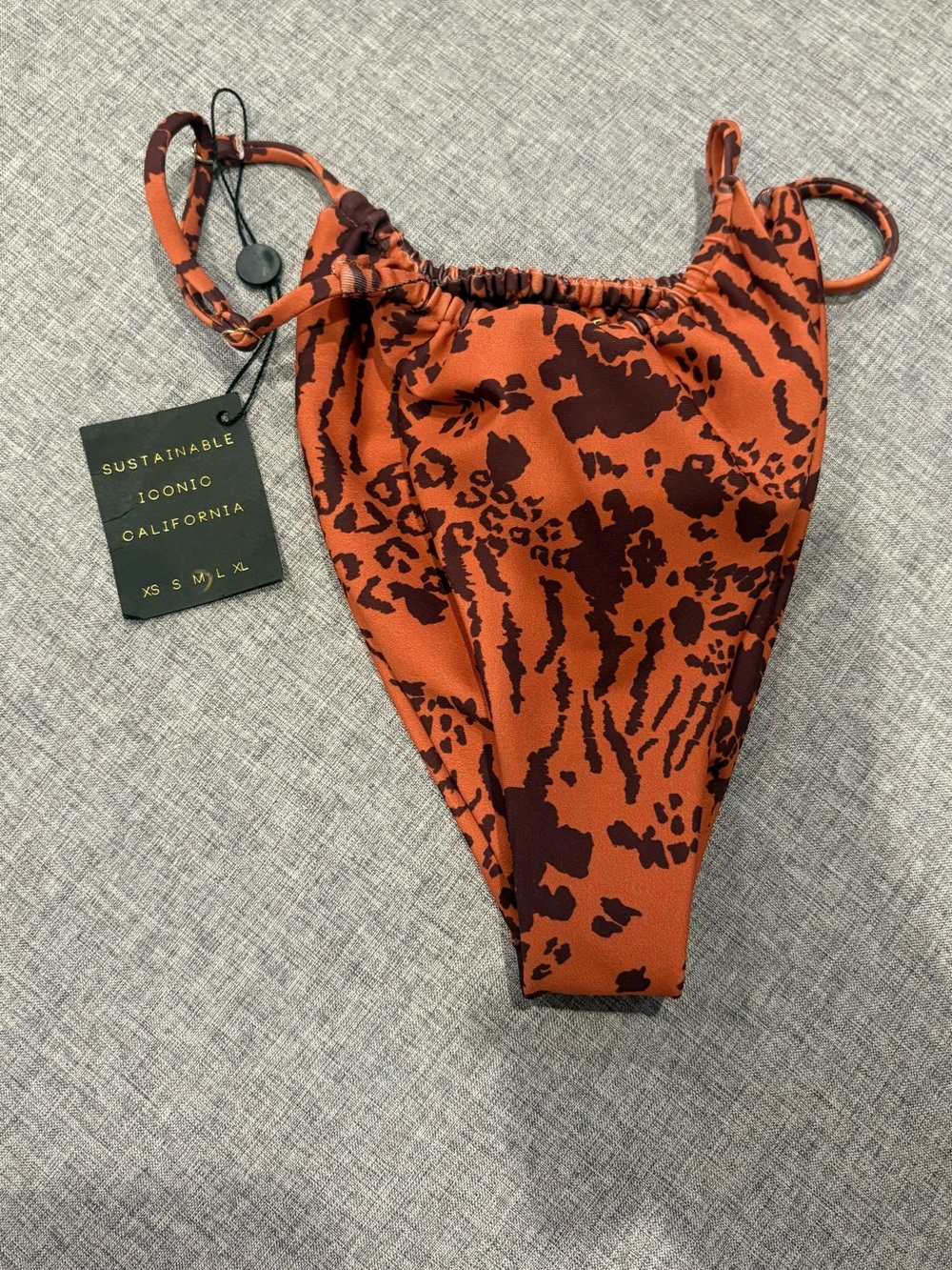 Salty X Skatie Women Bikini Bottom Size Medium Nwt Animal Print High Rise